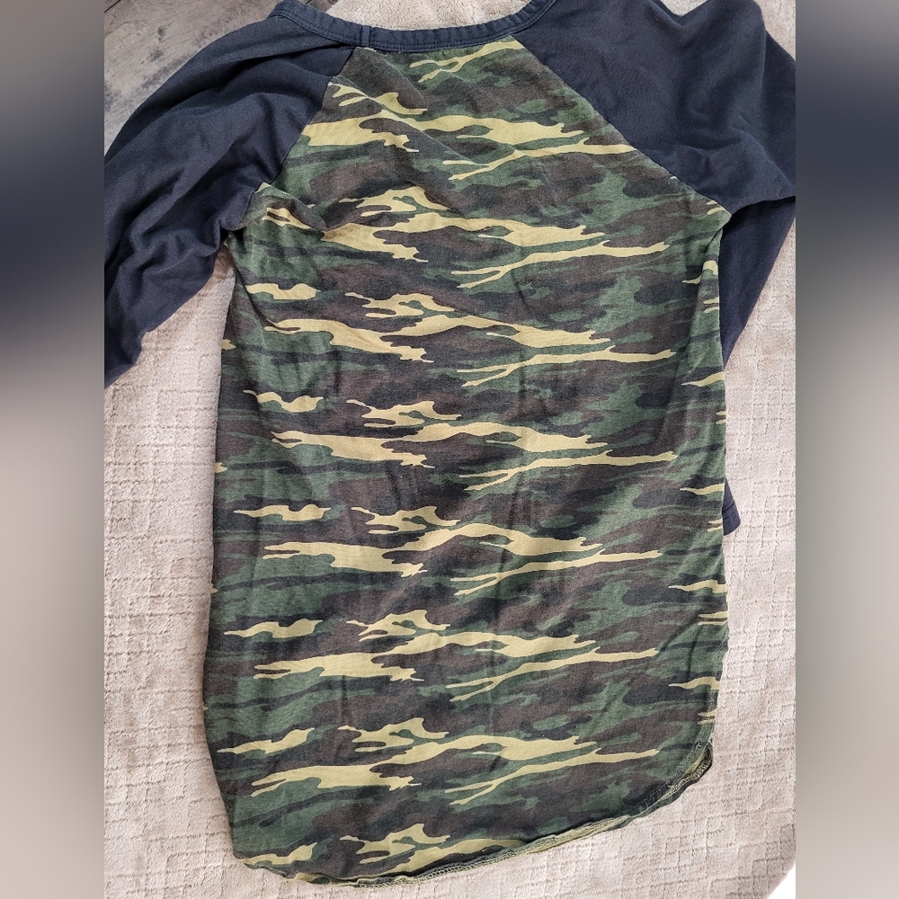 * Womens On Fire tee - Picture 6 of 6